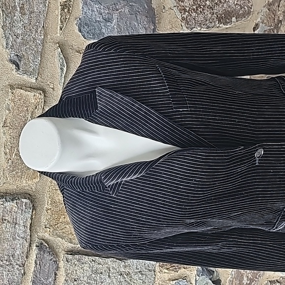 Theory Velvet Black Pinstripe Button Front Blazer Size:LG - Picture 2 of 11
